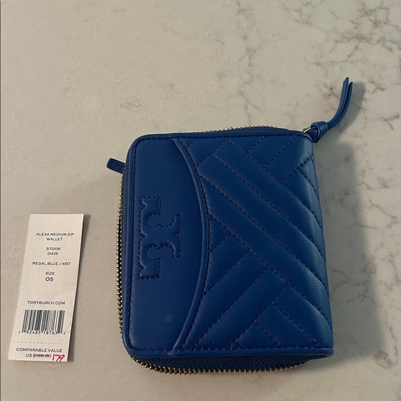 Tory Burch Regal Blue Quilted Wallet - Picture 1 of 3